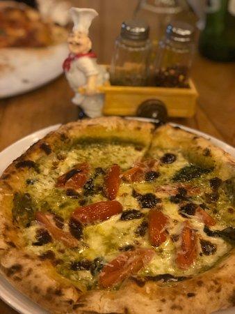 La Tradizione Pizzeria